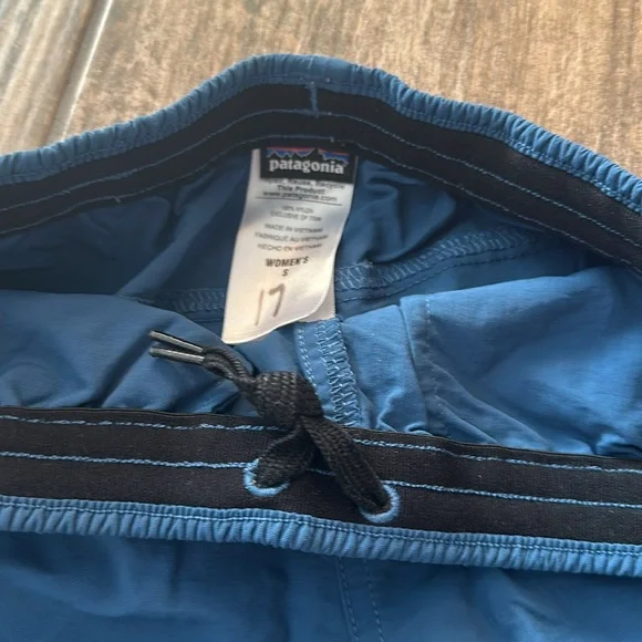 Patagonia Shorts - Picture 3 of 4